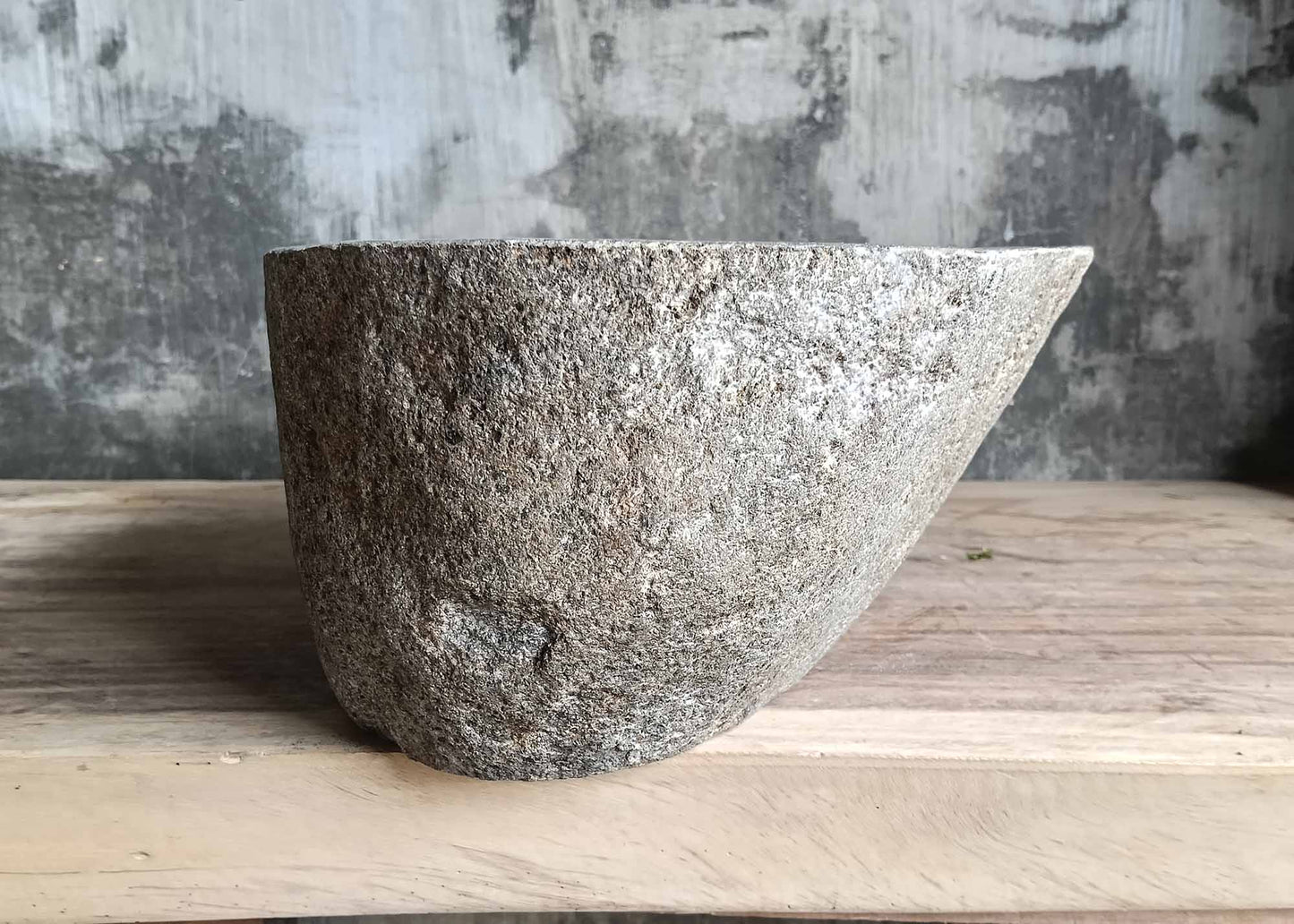 Backside of river stone sink 6080-4330 with textured natural exterior