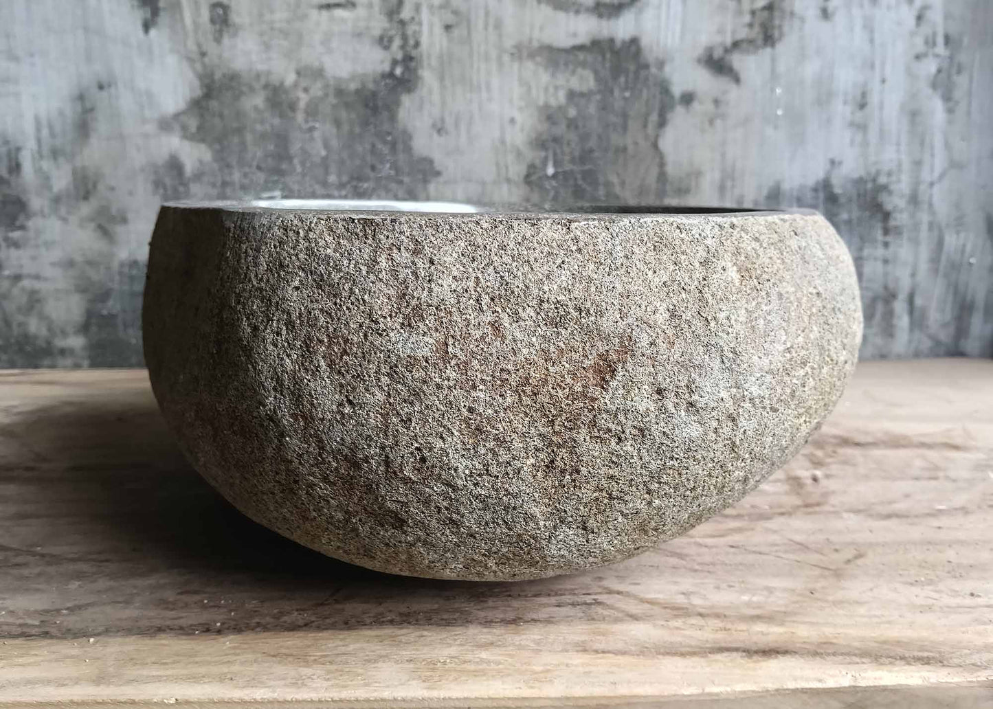 River Stone Sink | 6125-4334 | 17″×13″ Triangular Green-Gray Natural Rough Edge