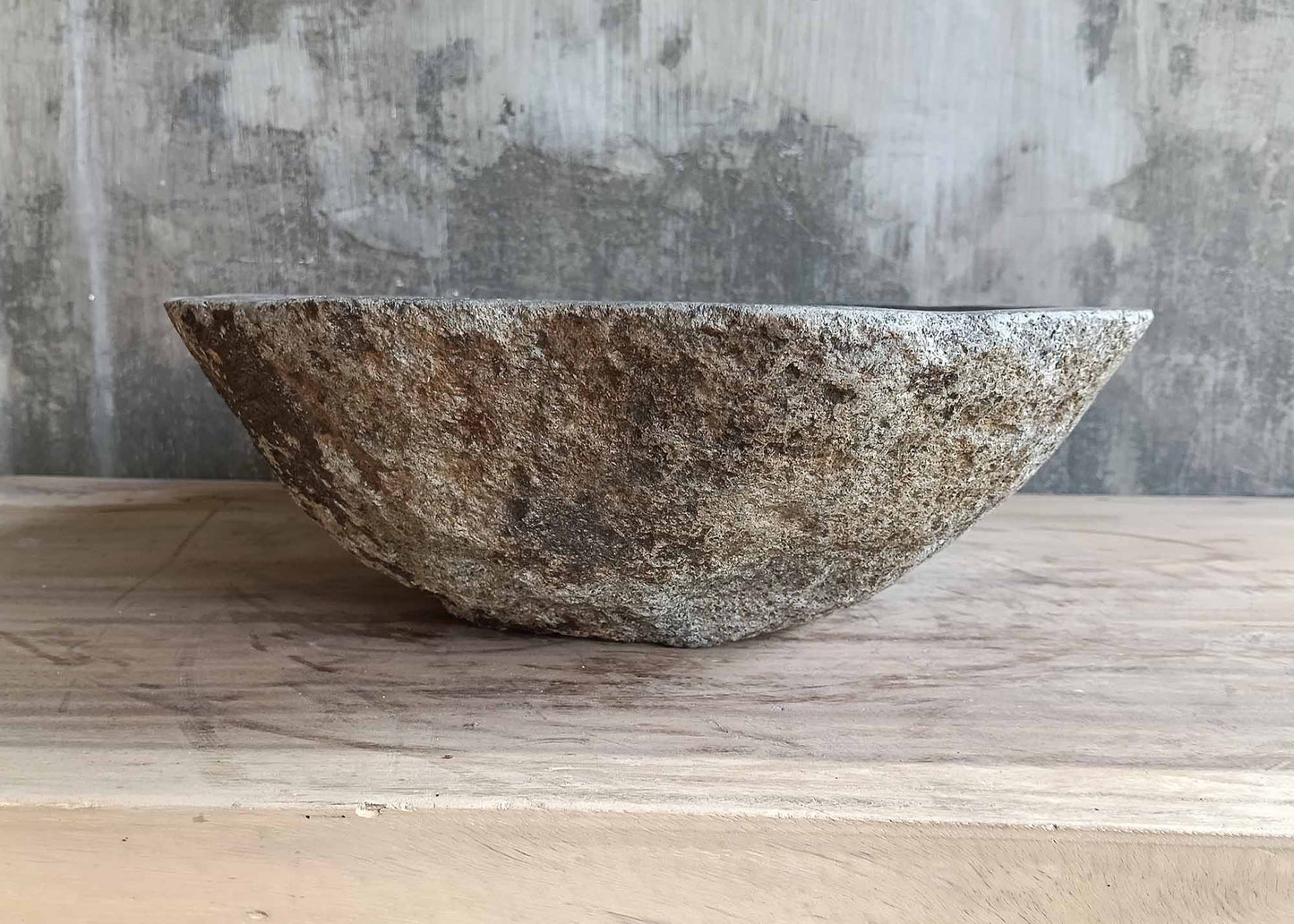 Right side profile of sink 6221-5036 with elongated oval form and smooth grain