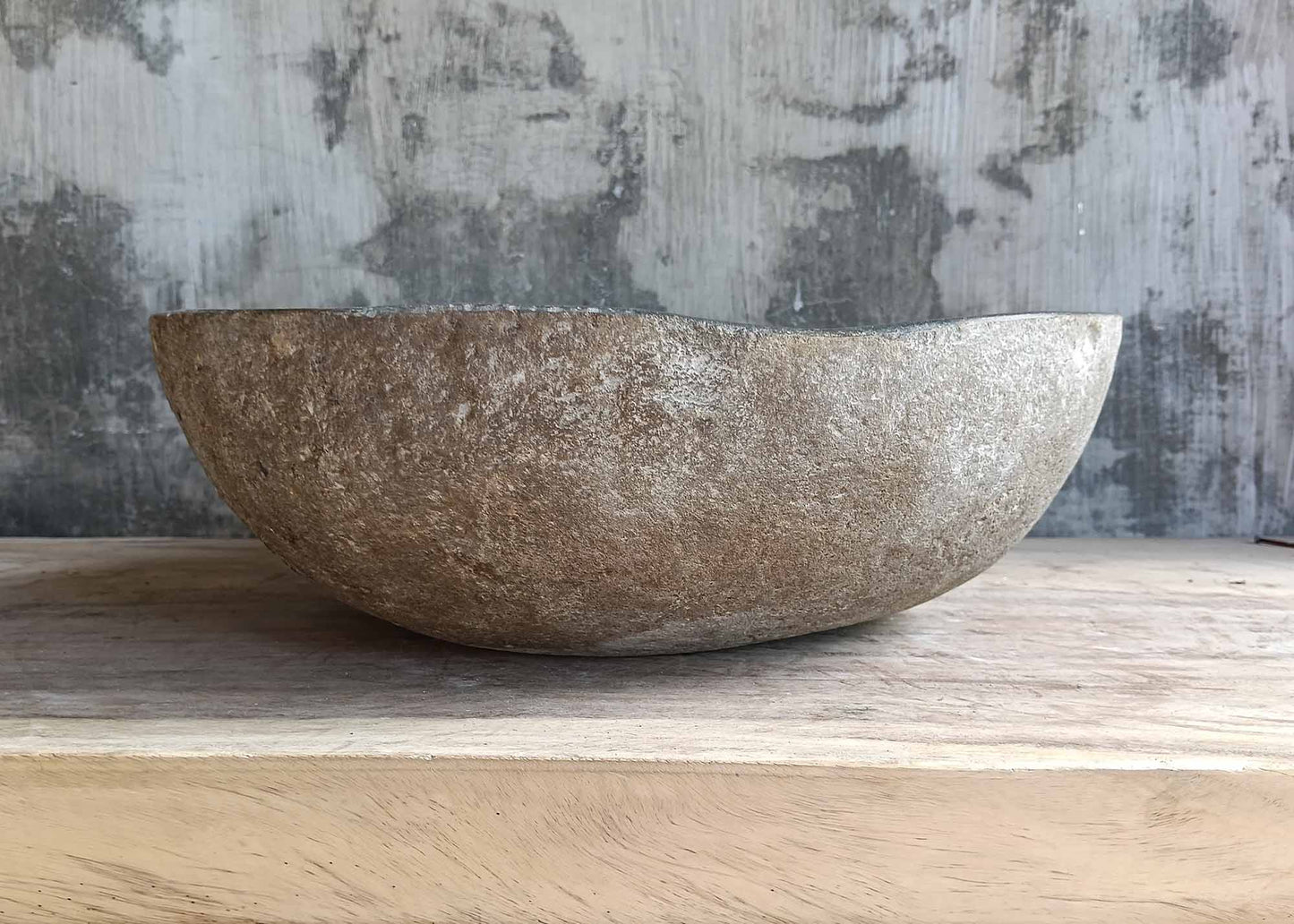 Right angle of river stone basin showing asymmetric form – 6435-5040