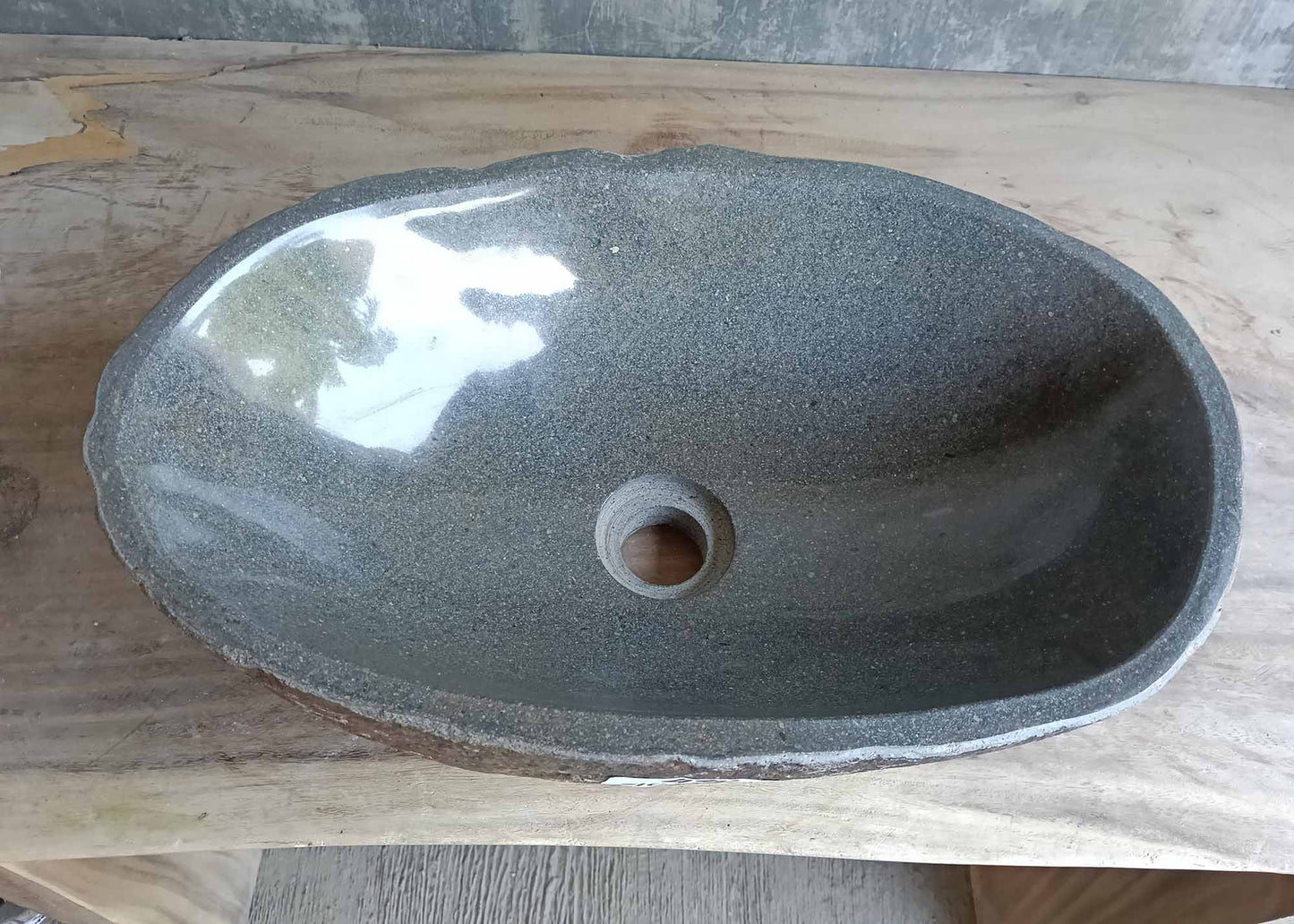 Top view of river stone sink 6440-4831 with narrow boat-shaped design