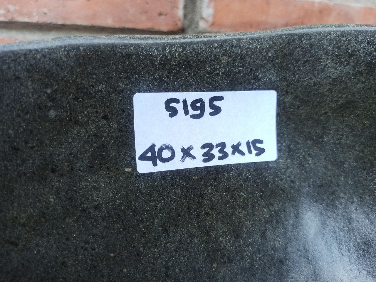 River Stone Sink | 5195-403315 | 16″×13″ Oval Graphite Gray Polished