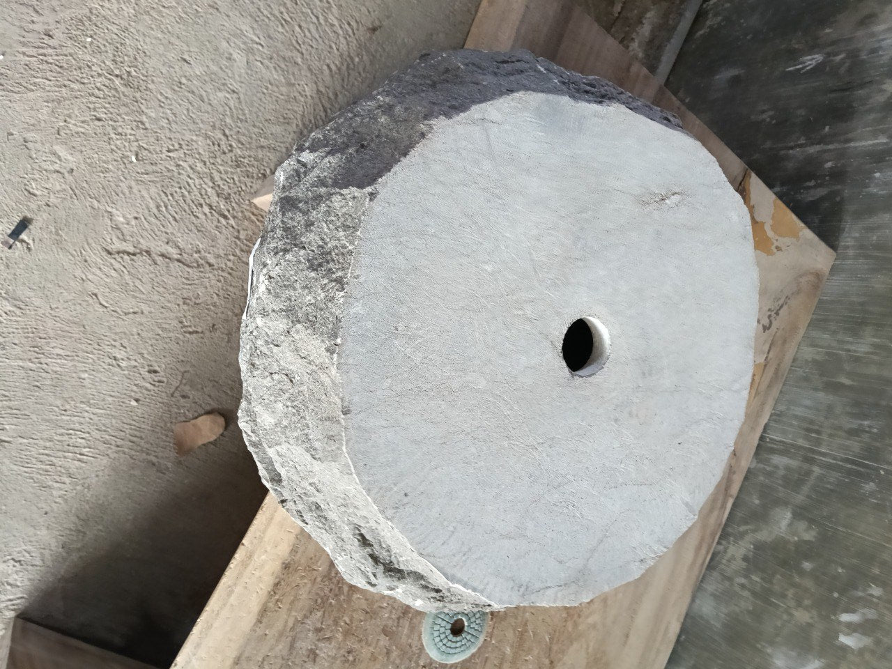 Marble Stone Sink | A150-4846 | 19″×18″ Organic Brown Marble Polished