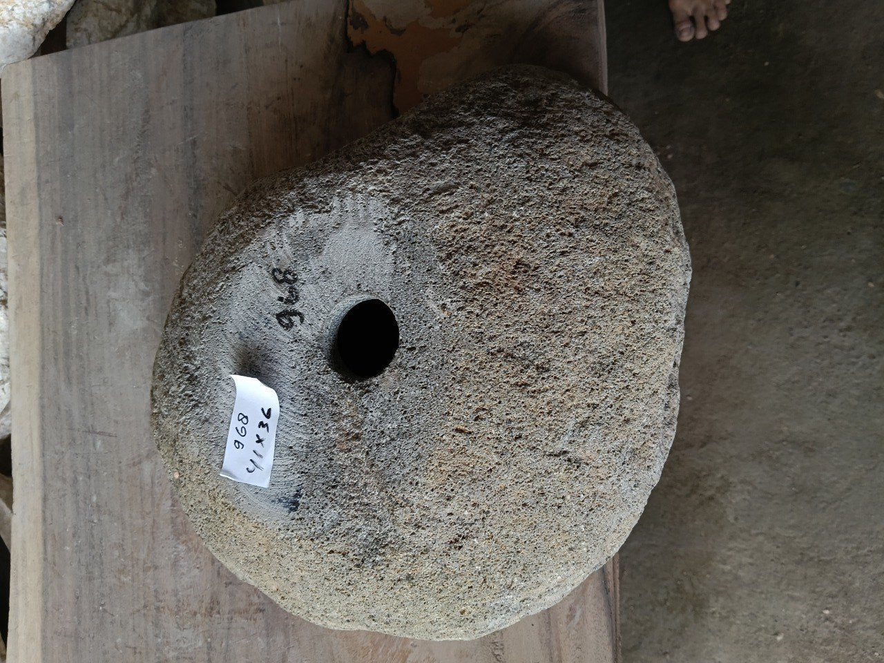 River Stone Sink | 6968-4136 | 16″ L × 14″ W