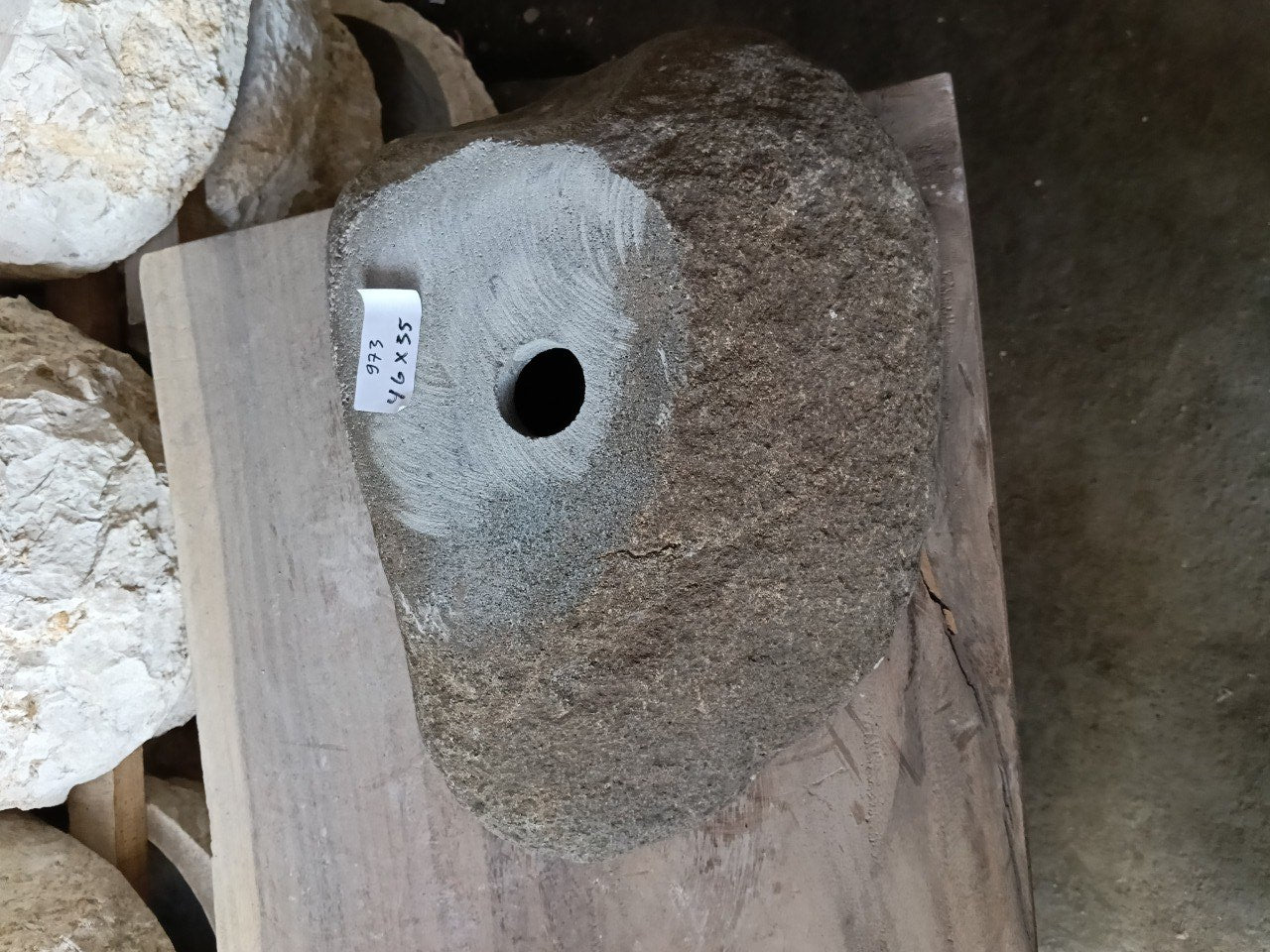 Bottom view of 6973-4635 solid one-piece river rock sink