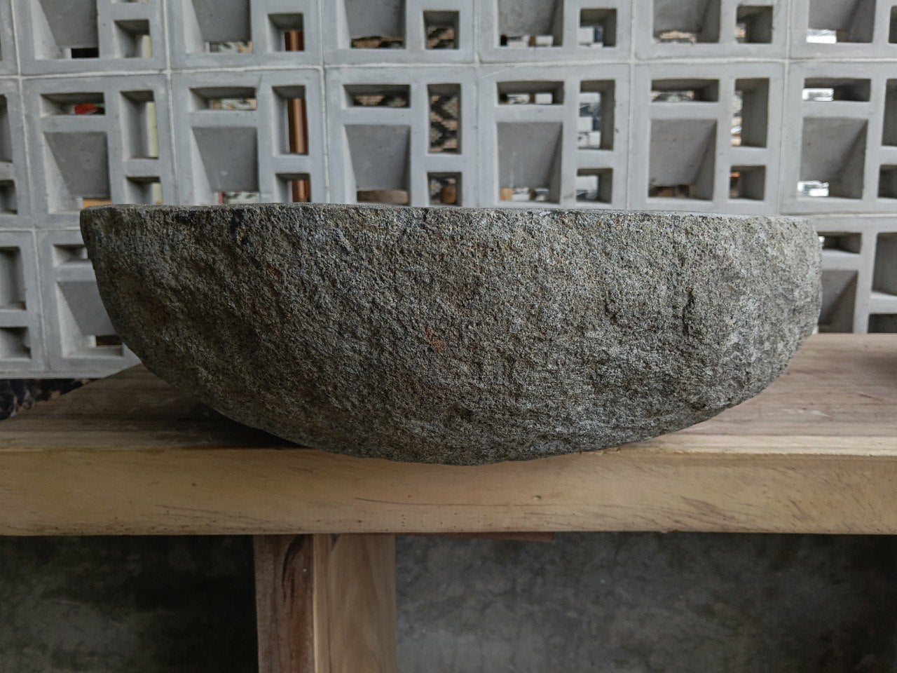 Left side of 6872-6448 organic river stone sink