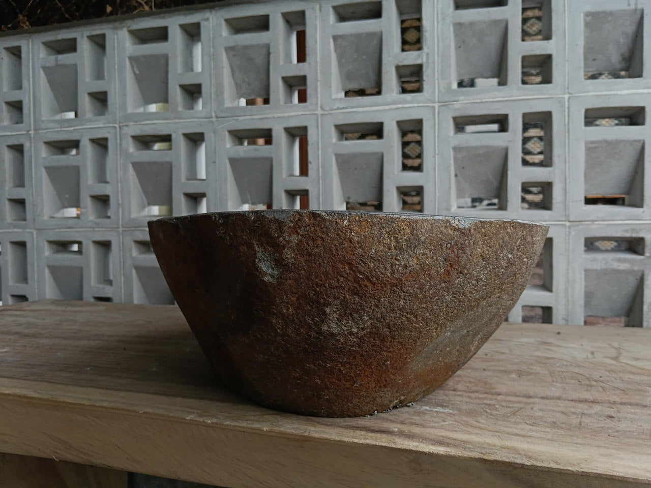 Right side of 6750-5536 handcrafted stone basin