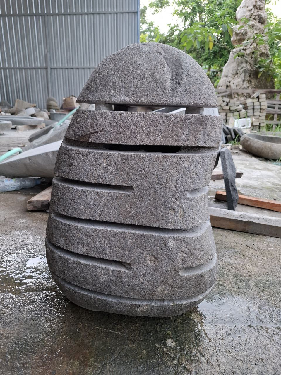 Riverstone Garden Lantern F017