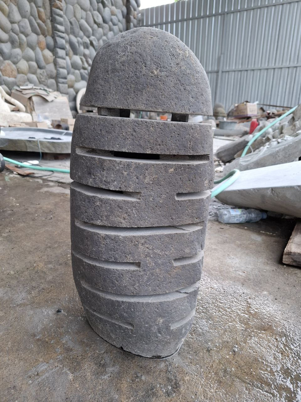 Riverstone Garden Lantern F015