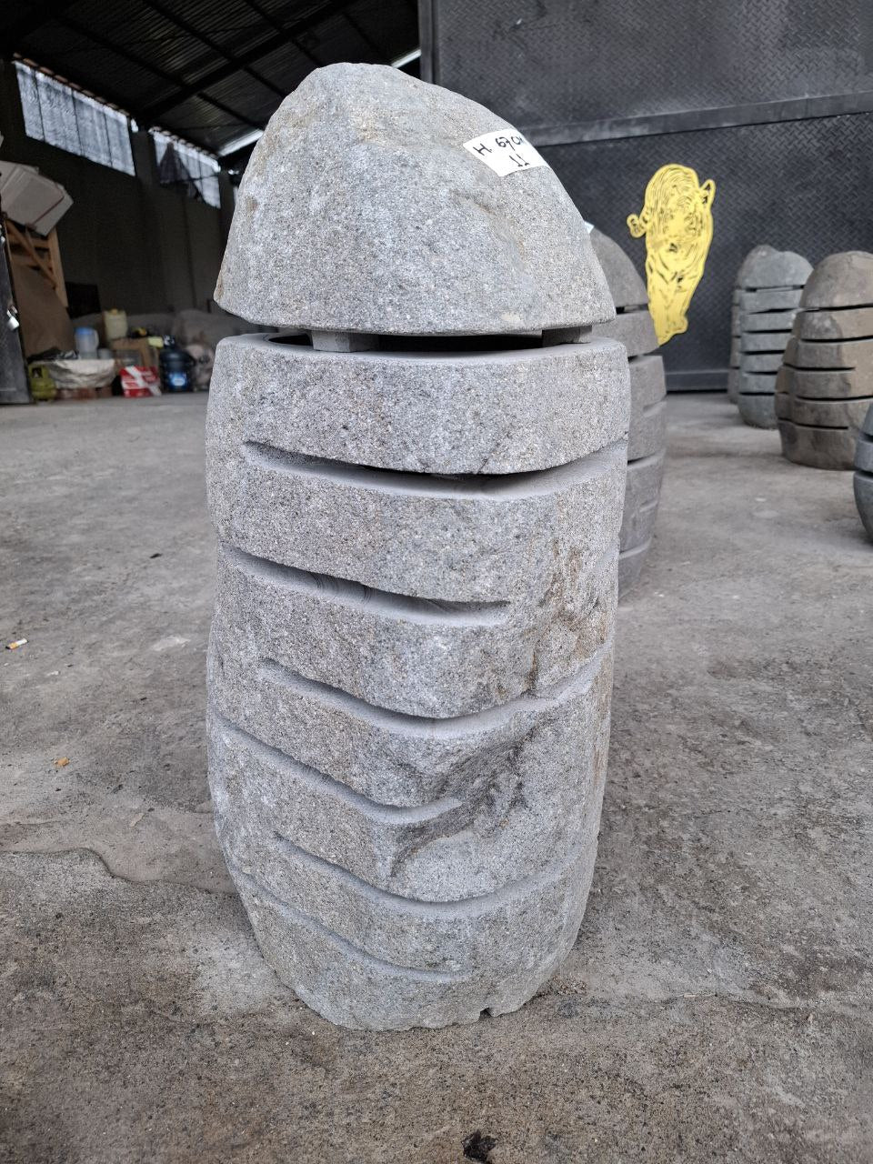 Riverstone Garden Lantern F011