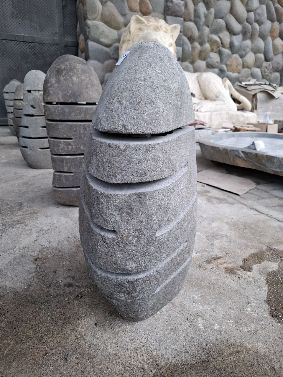 Riverstone Garden Lantern F006