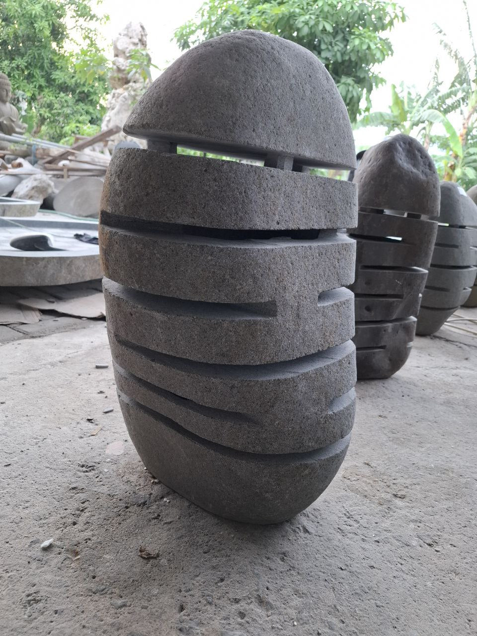 Riverstone Garden Lantern F004