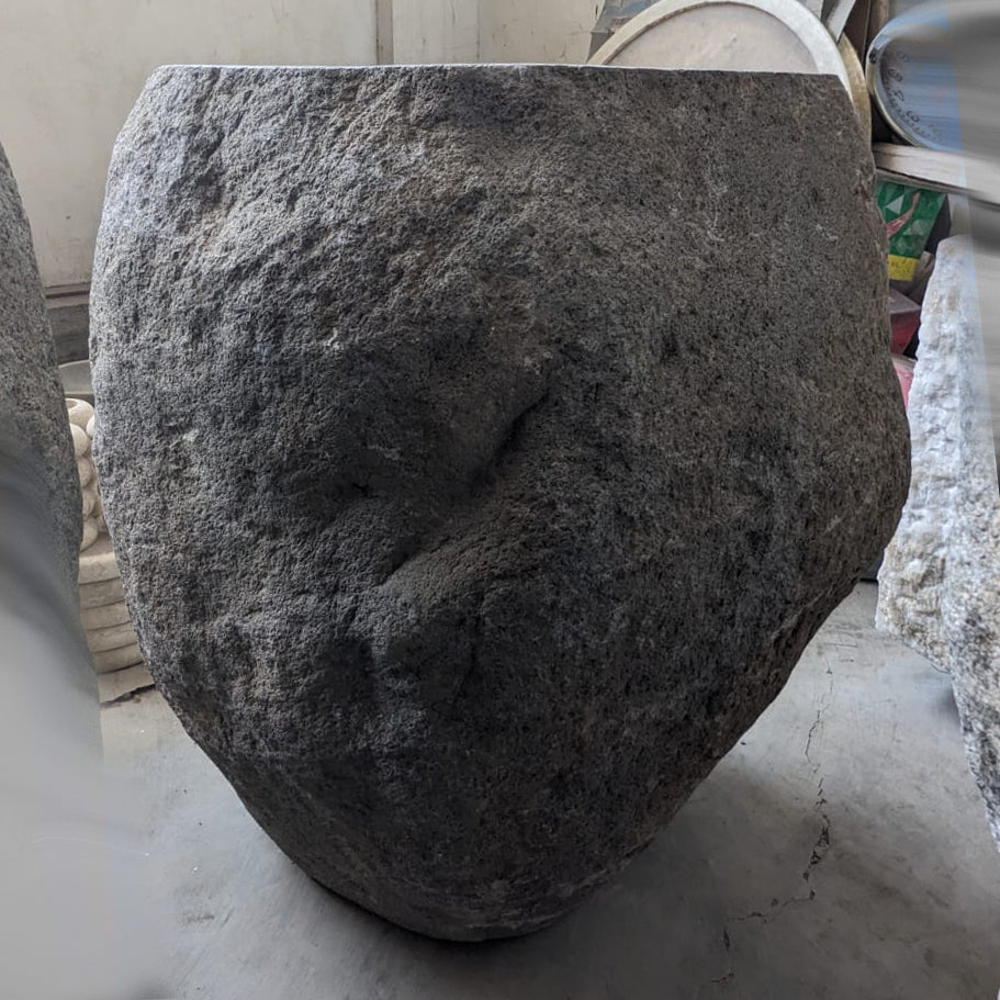 River Stone Pedestal Sink | RSP-31.24 | Natural Unfinished Gray