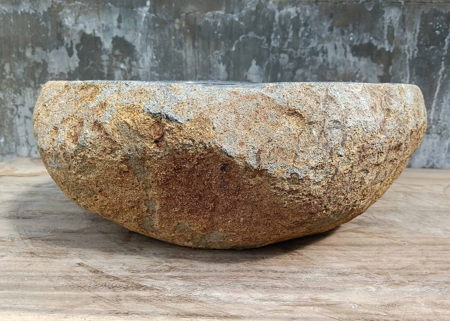 Right side angle of natural oval stone sink 6044-3735