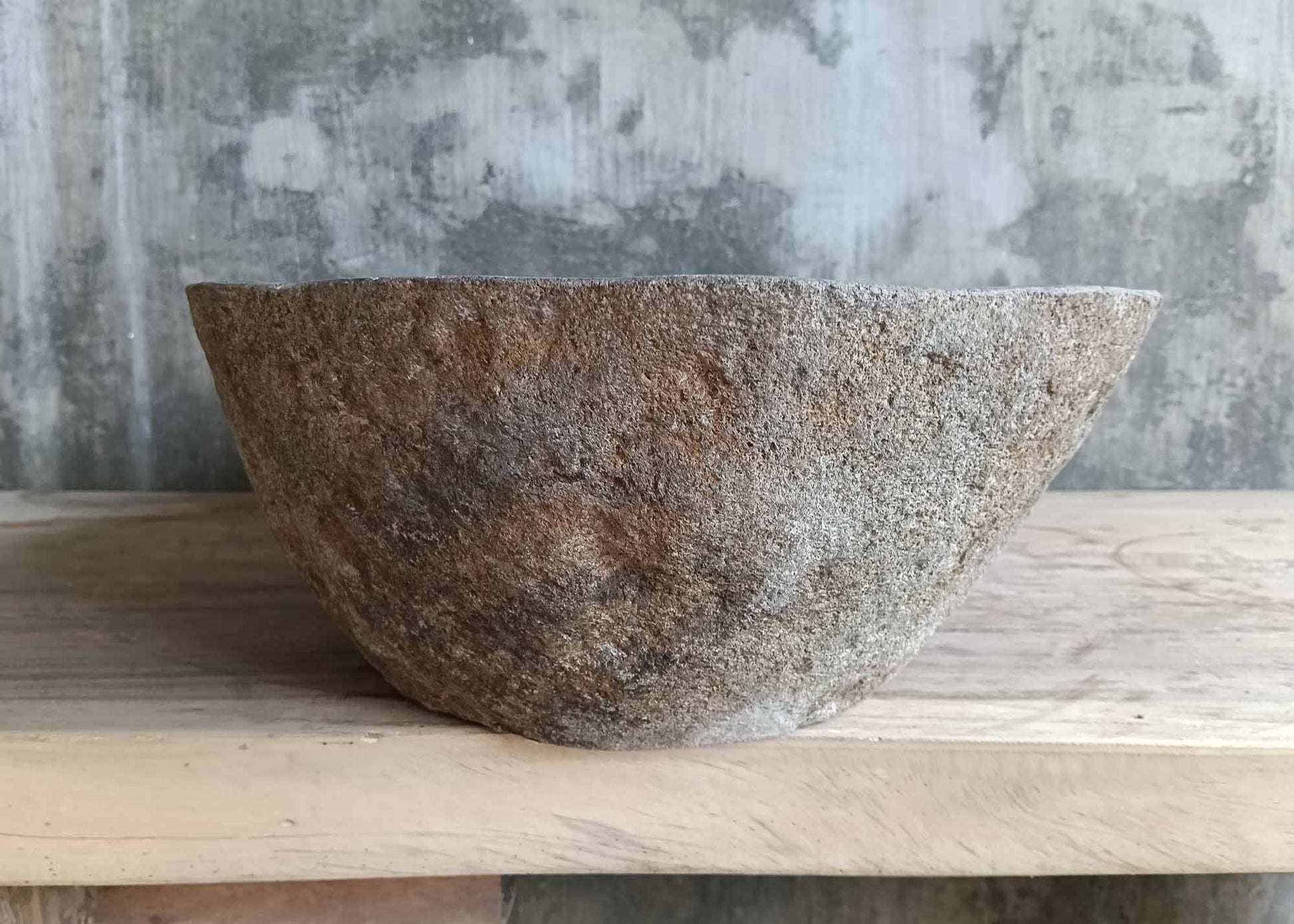 Left side of river stone sink 6373-6136 highlighting curved edge and organic shape
