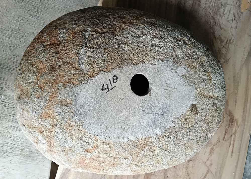 Bottom of gray oval stone sink with drain hole – 6418-5240

