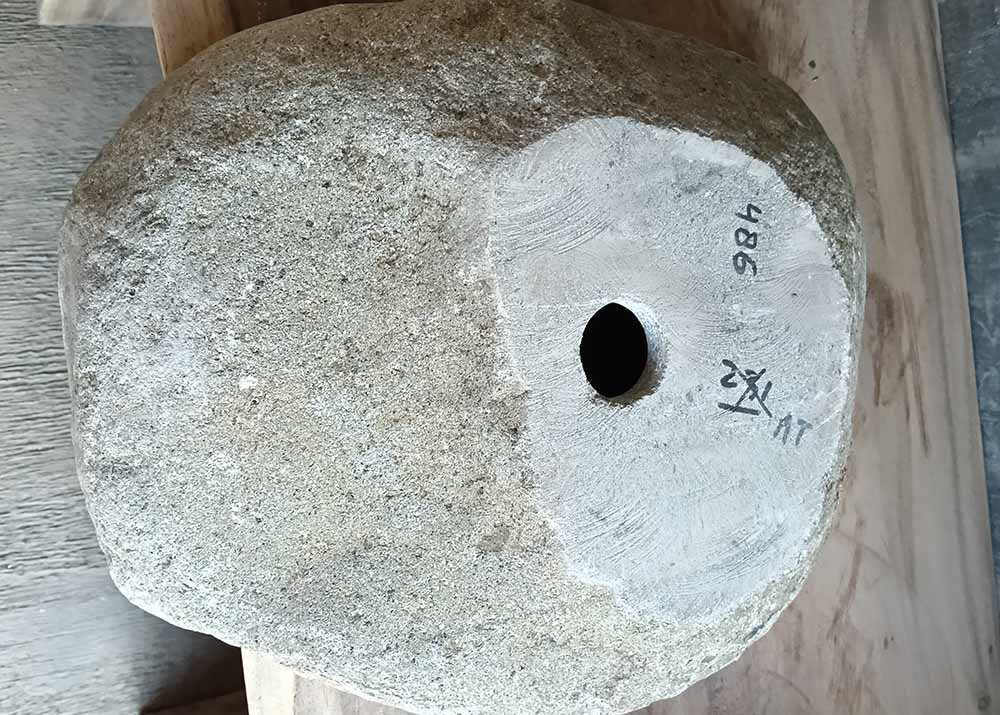 Handcrafted River Stone Sink 6486-4538 – 18″ × 15″