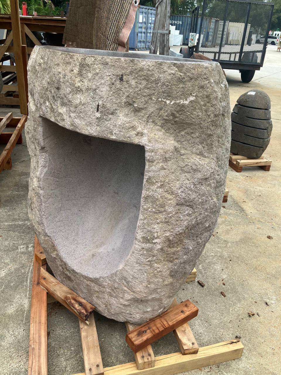 River Stone Pedestal Sink RSP001 (in stock)