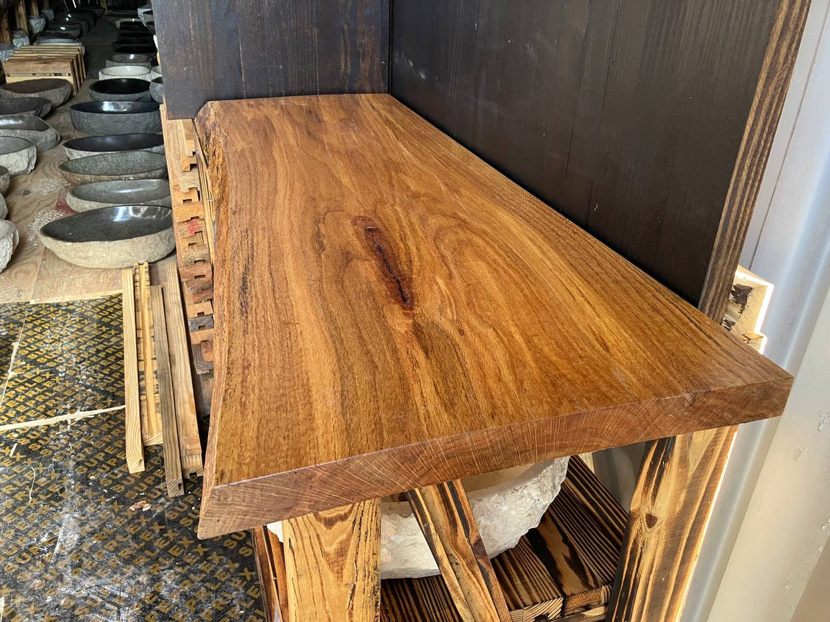 Live Edge Vanity Top LEVT-004 – Oak – 16–18″ × 46.25″