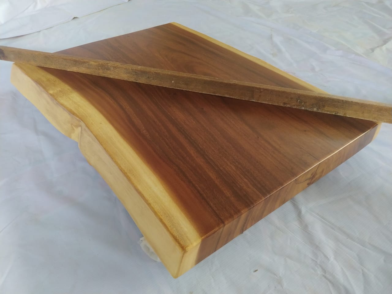 Suar Wood Countertop | 0004-555557 | 31.5″ Live Edge Solid Wood Slab