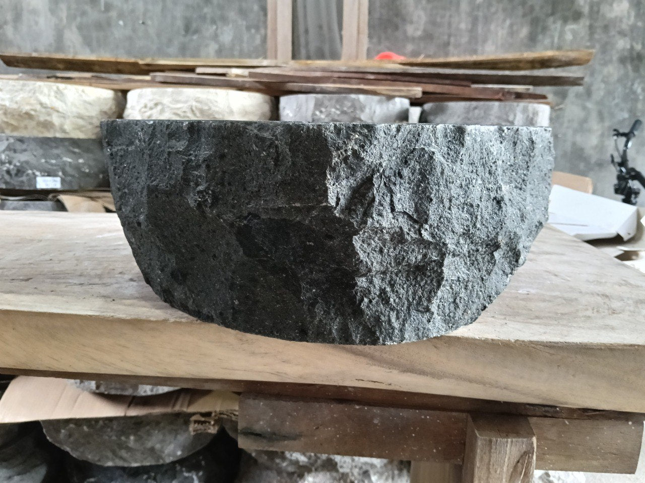 Andesite Sink | A91-5141 | 20″×16.5″x6"