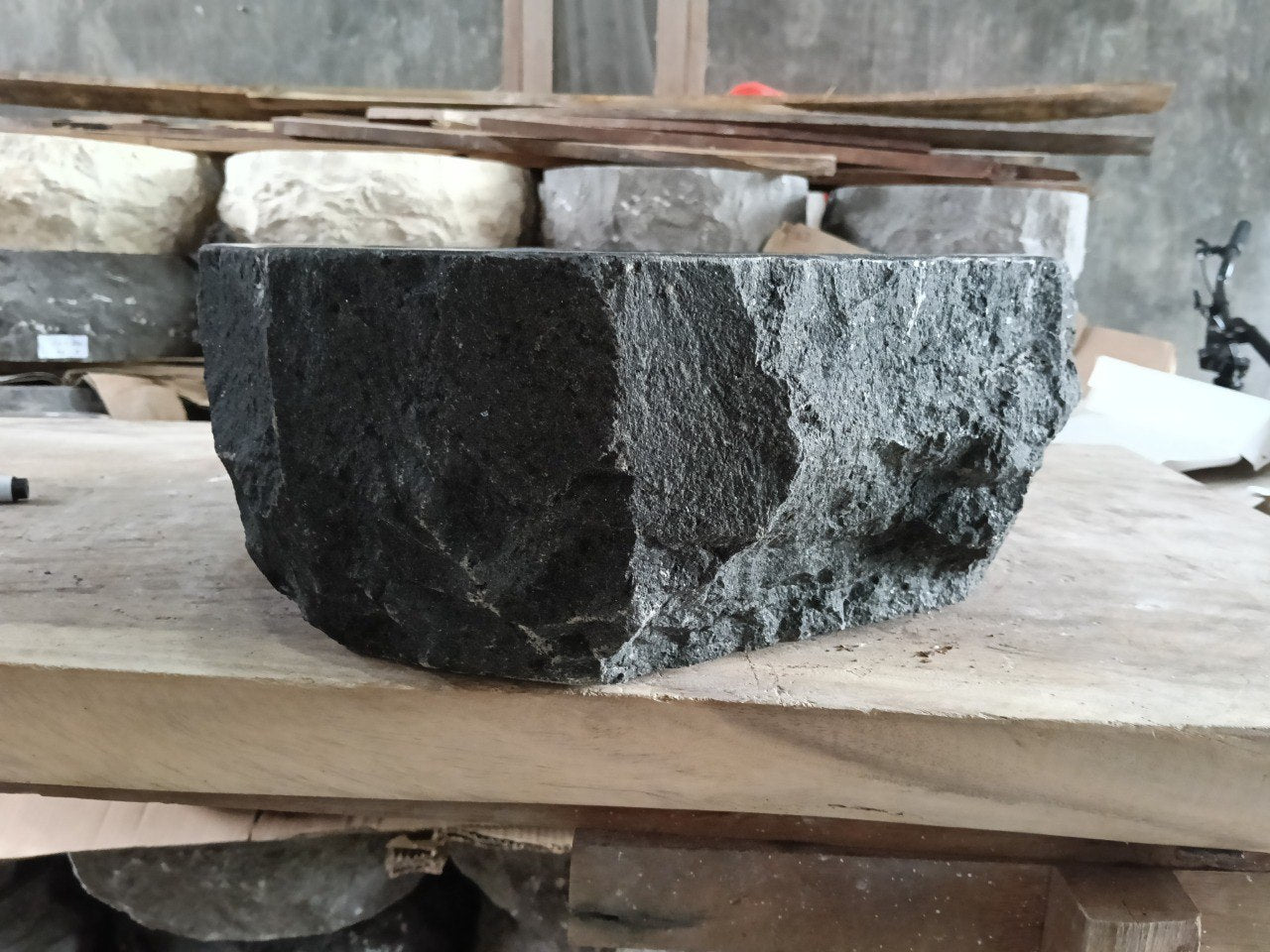 Andesite Stone Sink | A102-5141 | 20″×16.5″ Organic Black Andesite Polished