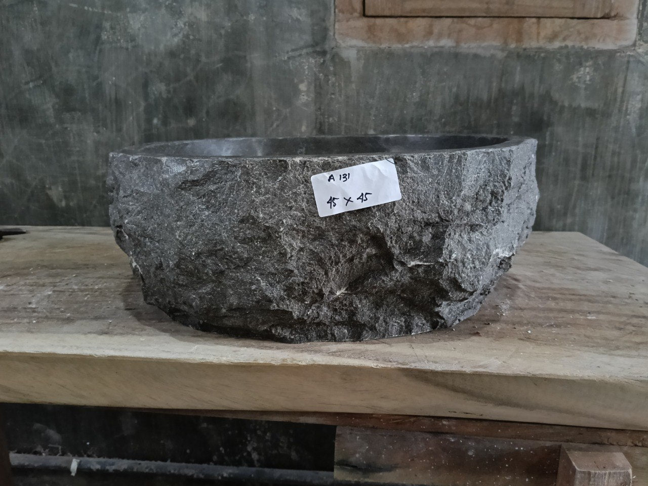 Andesite Stone Sink | A131-4545 | 18″×18″ Round Black Andesite Polished