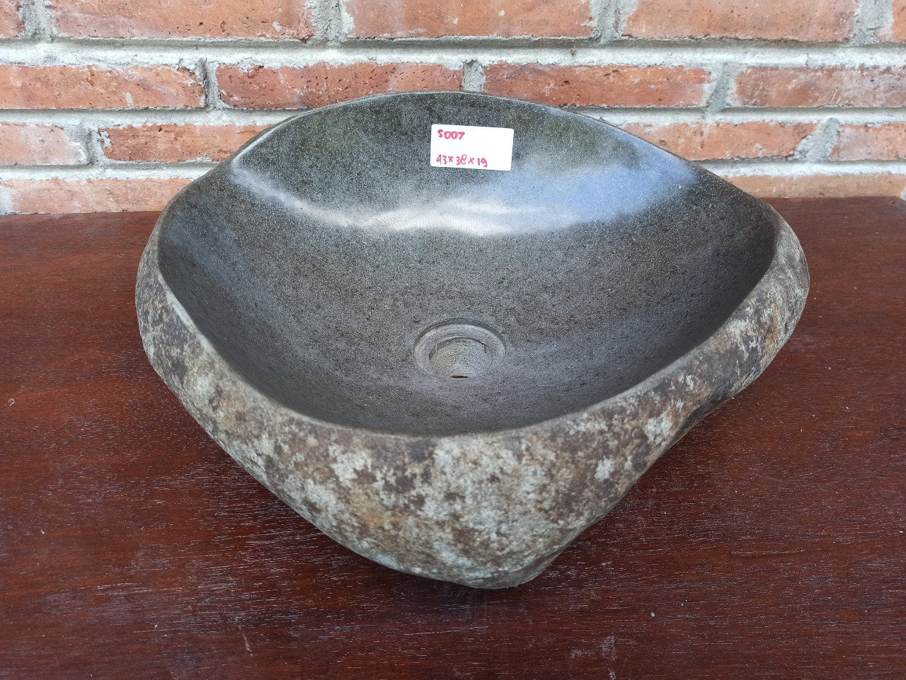 River Stone Sink | 5007-433819 | 17″×13″ Organic Graphite Gray Polished