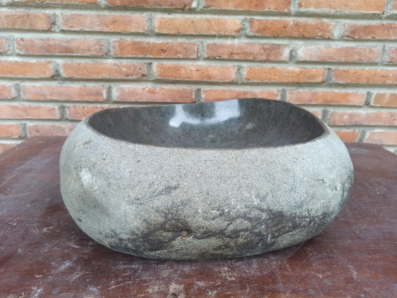 River Stone Sink | 5190-544615 | 21.5″×18″ Organic Graphite Gray Polished