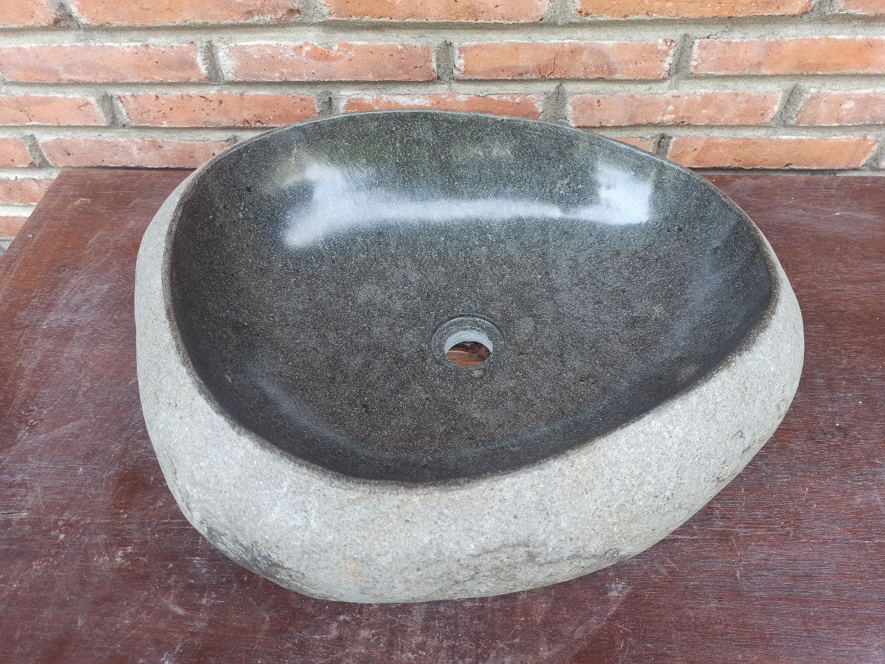 River Stone Sink | 5190-544615 | 21.5″×18″ Organic Graphite Gray Polished