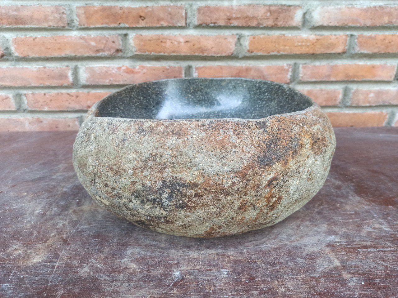 River Stone Sink | 5193-3833 | 15″×13″ Round Graphite Gray Polished