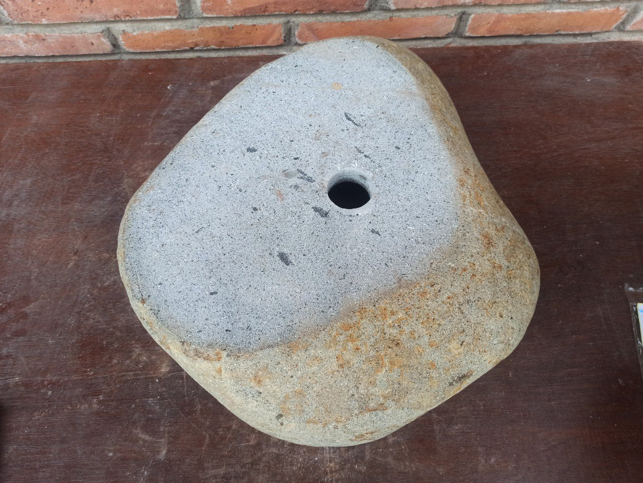 River Stone Sink | 5194-4842 | 19″×16.5″ Triangular Graphite Gray Polished