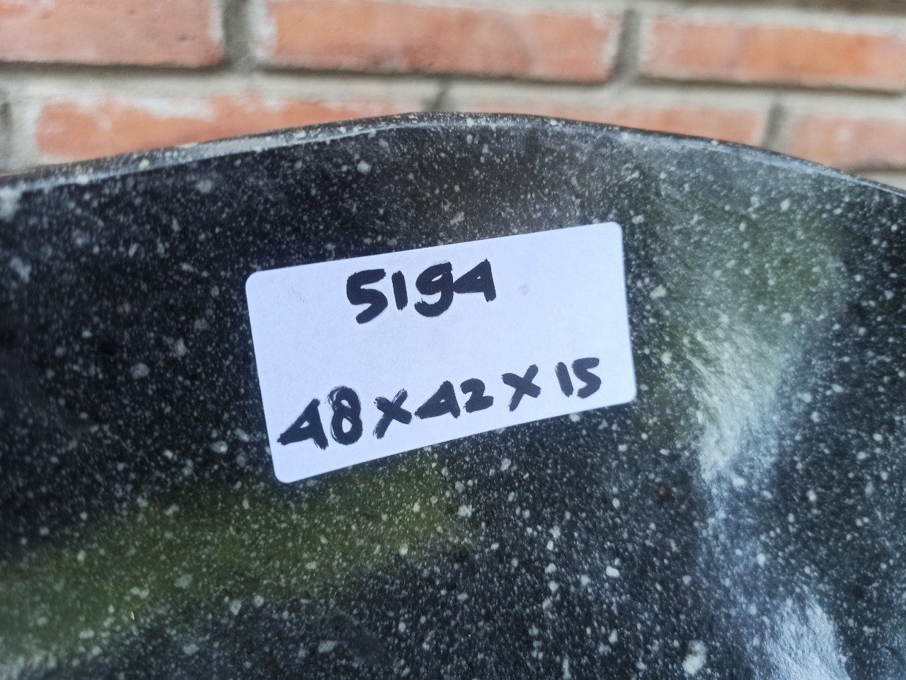 River Stone Sink | 5194-4842 | 19″×16.5″ Triangular Graphite Gray Polished