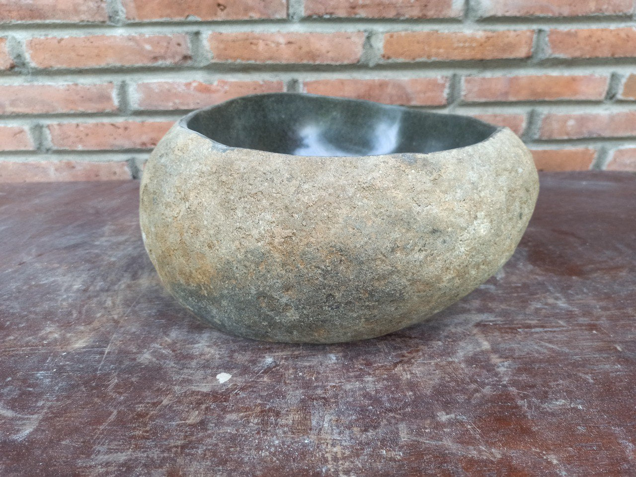 River Stone Sink | 5195-403315 | 16″×13″ Oval Graphite Gray Polished