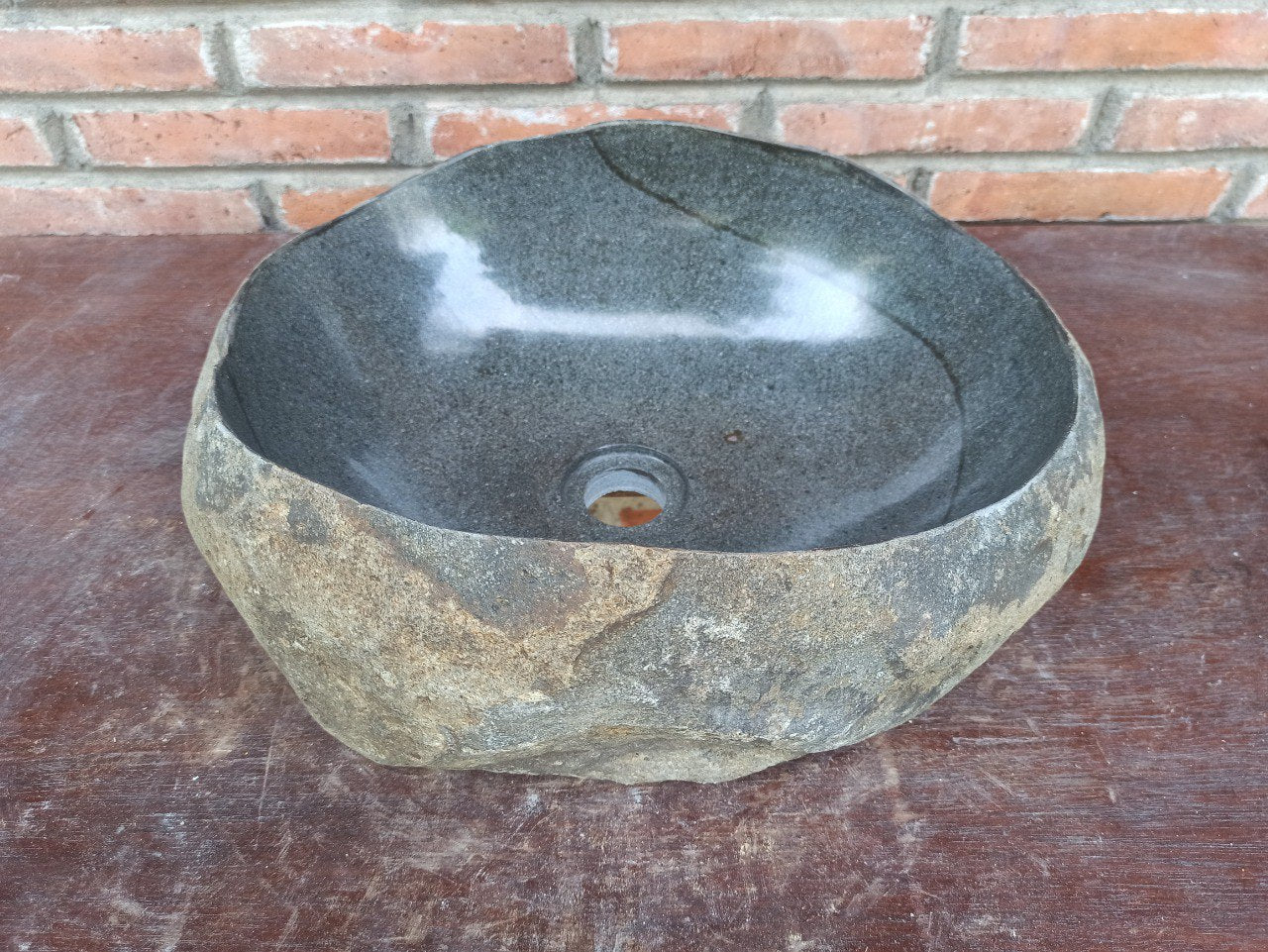 River Stone Sink | 5196-433415 | 17″×13″ Round Graphite Gray Polished