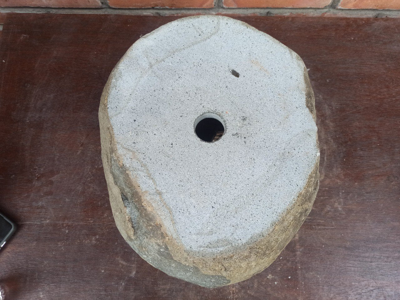 River Stone Sink | 5196-433415 | 17″×13″ Round Graphite Gray Polished