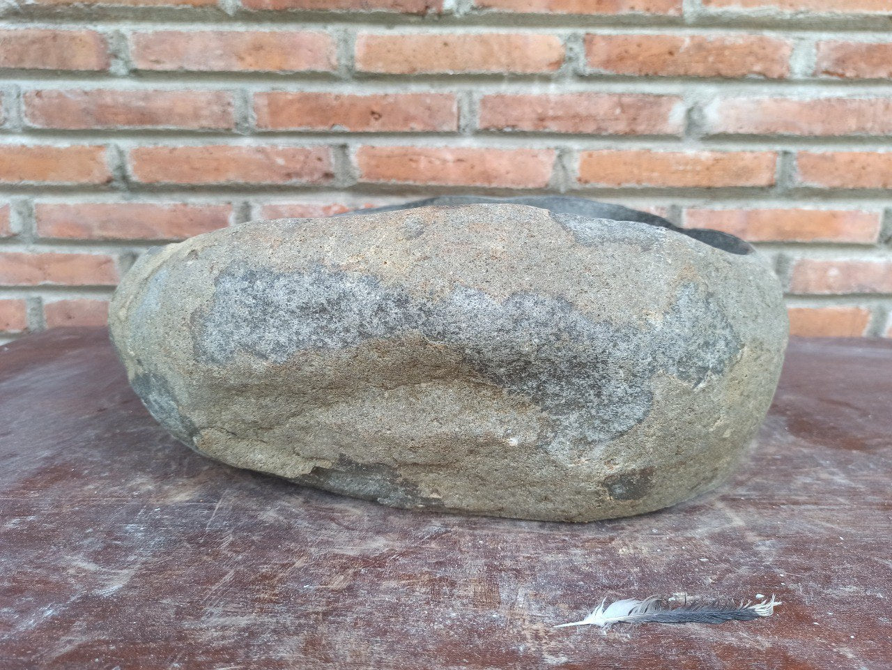 River Stone Sink | 5196-433415 | 17″×13″ Round Graphite Gray Polished