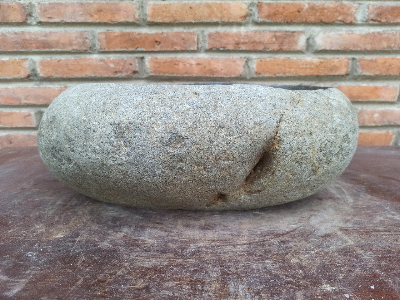 River Stone Sink | 5197-433615 | 17″×14″ Triangular Graphite Gray Polished