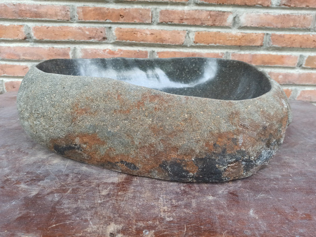 River Stone Sink | 5202-514114 | 20″×16″ Organic Graphite Gray Polished