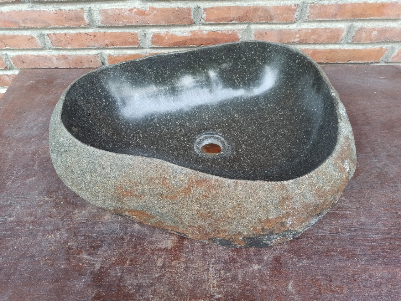 River Stone Sink | 5202-514114 | 20″×16″ Organic Graphite Gray Polished