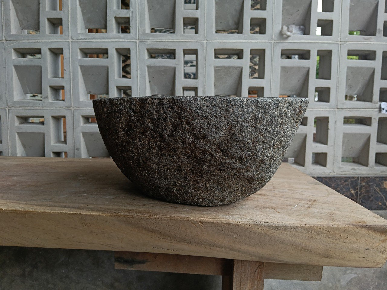 Left side of 6785-4734 river stone vessel sink in gray-brown natural stone
