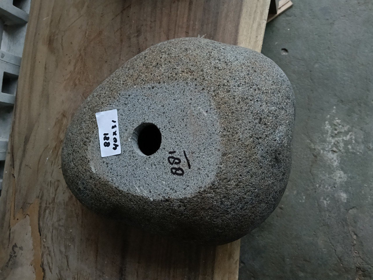 Bottom view of 6881-4031 solid one-piece river rock sink
