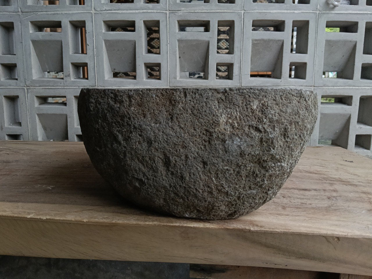 Left side of 6878-4930 river stone vessel sink in light graphite color
