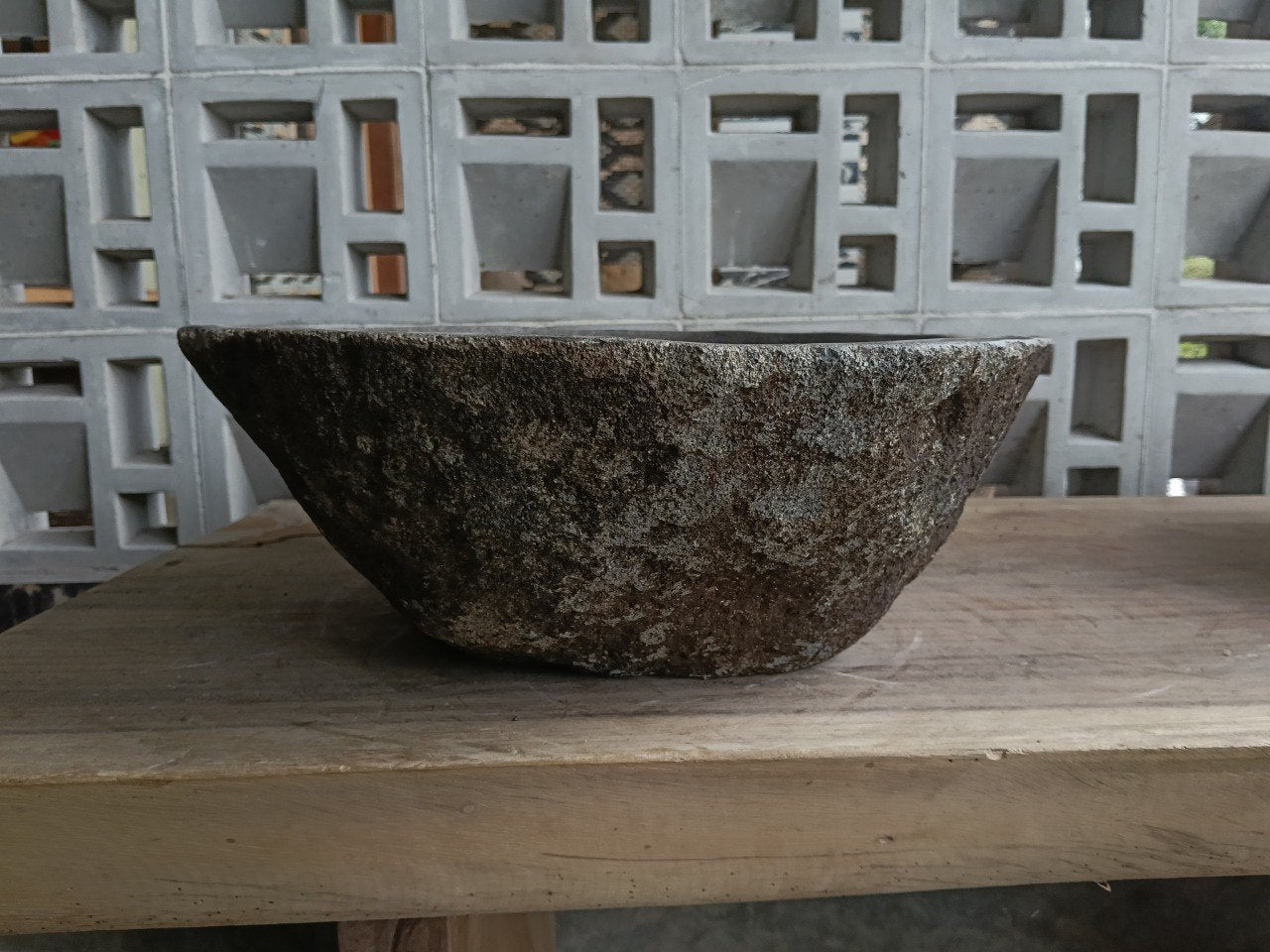 Right side of 6844-4836 natural stone sink, polished bowl and rustic outer surface
