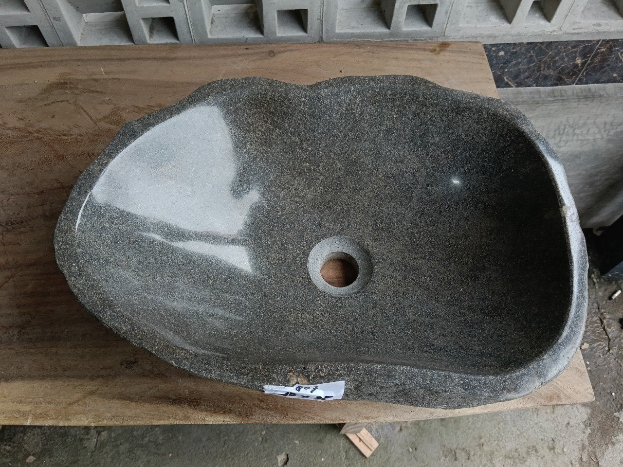 Top view of 6803-4835 gray-white river stone sink — handcrafted natural stone
