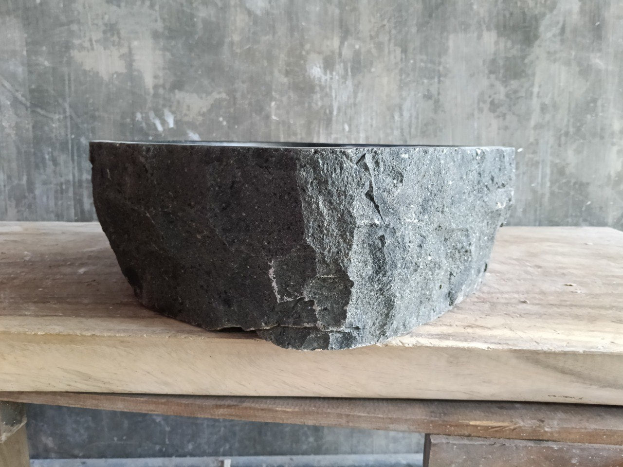 Andesite Stone Sink | A175-5043 | 19.5″×17″ Triangular Organic Black Andesite Polished