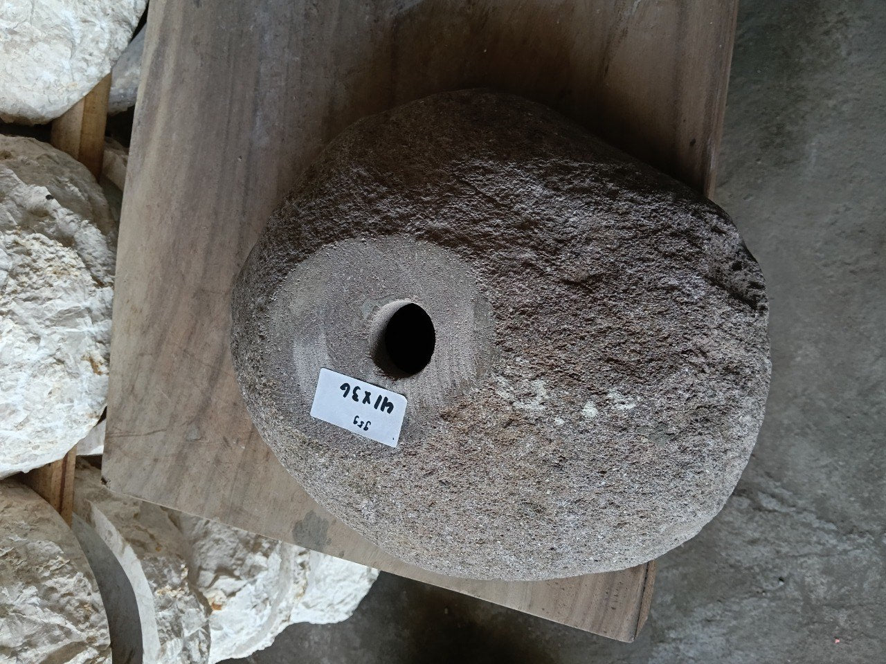 Bottom view of 6959-4136 solid one-piece river rock sink
