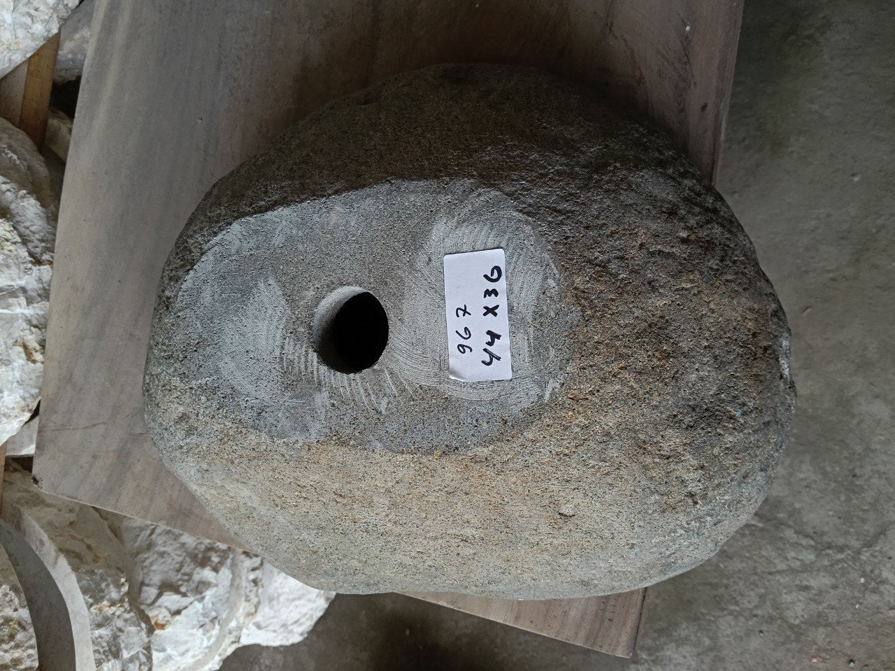 Bottom view of 6967-4436 solid one-piece river rock sink
