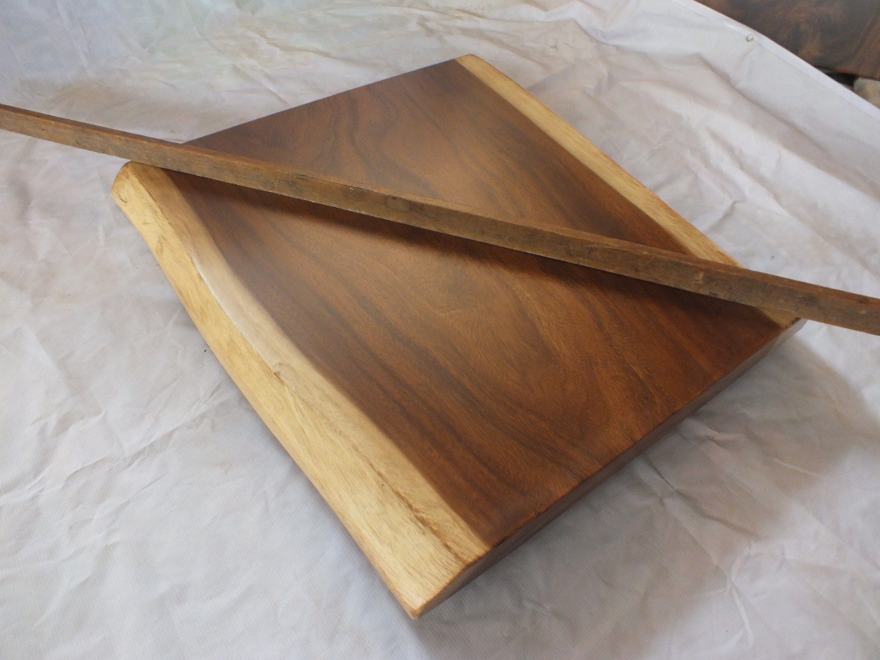 Suar Wood Countertop | 0007-556568 | 31.5″ Live Edge Solid Wood Slab