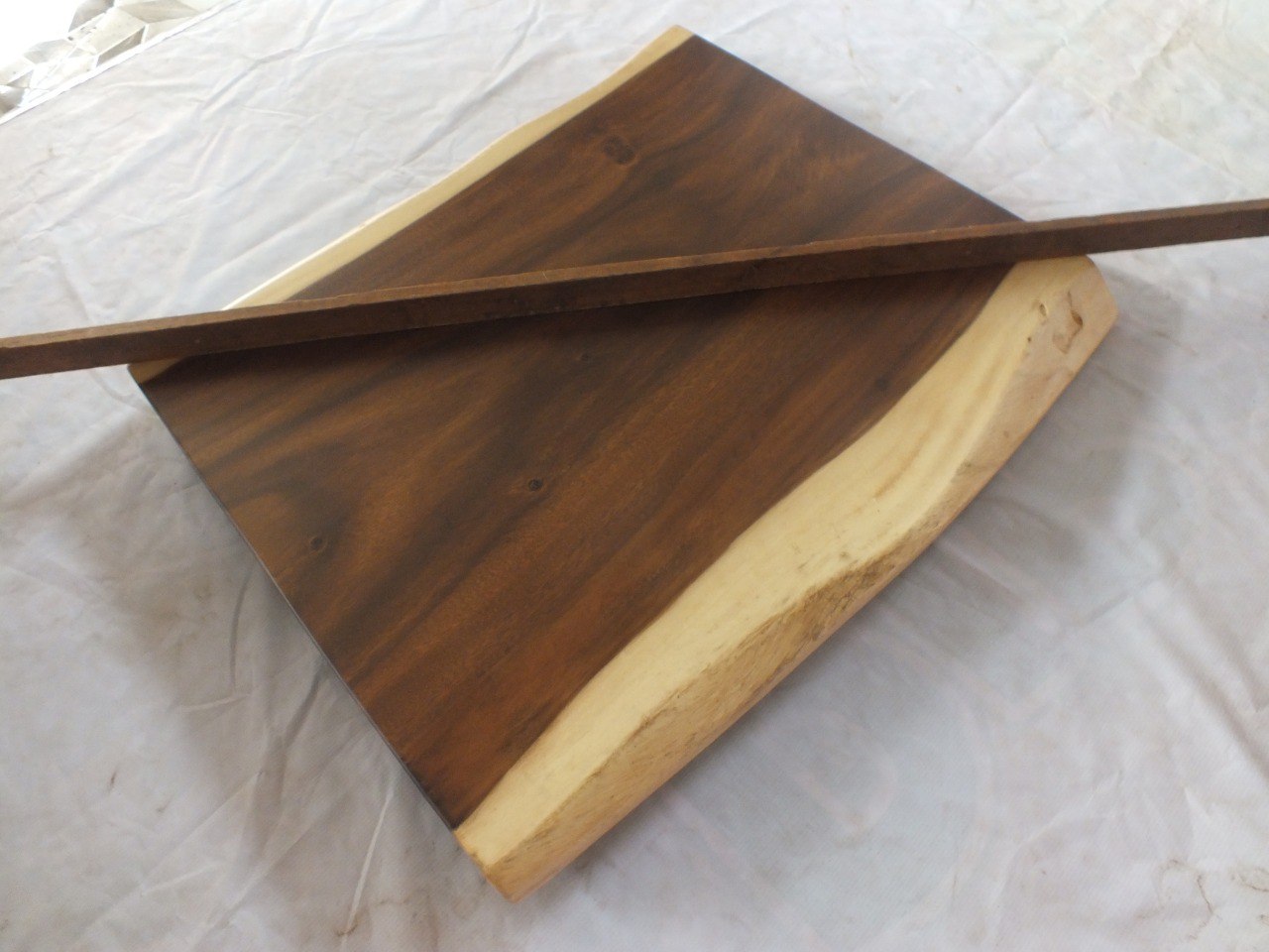 Suar Wood Countertop | 0021-606361 | 31.5″ Live Edge Solid Wood Slab